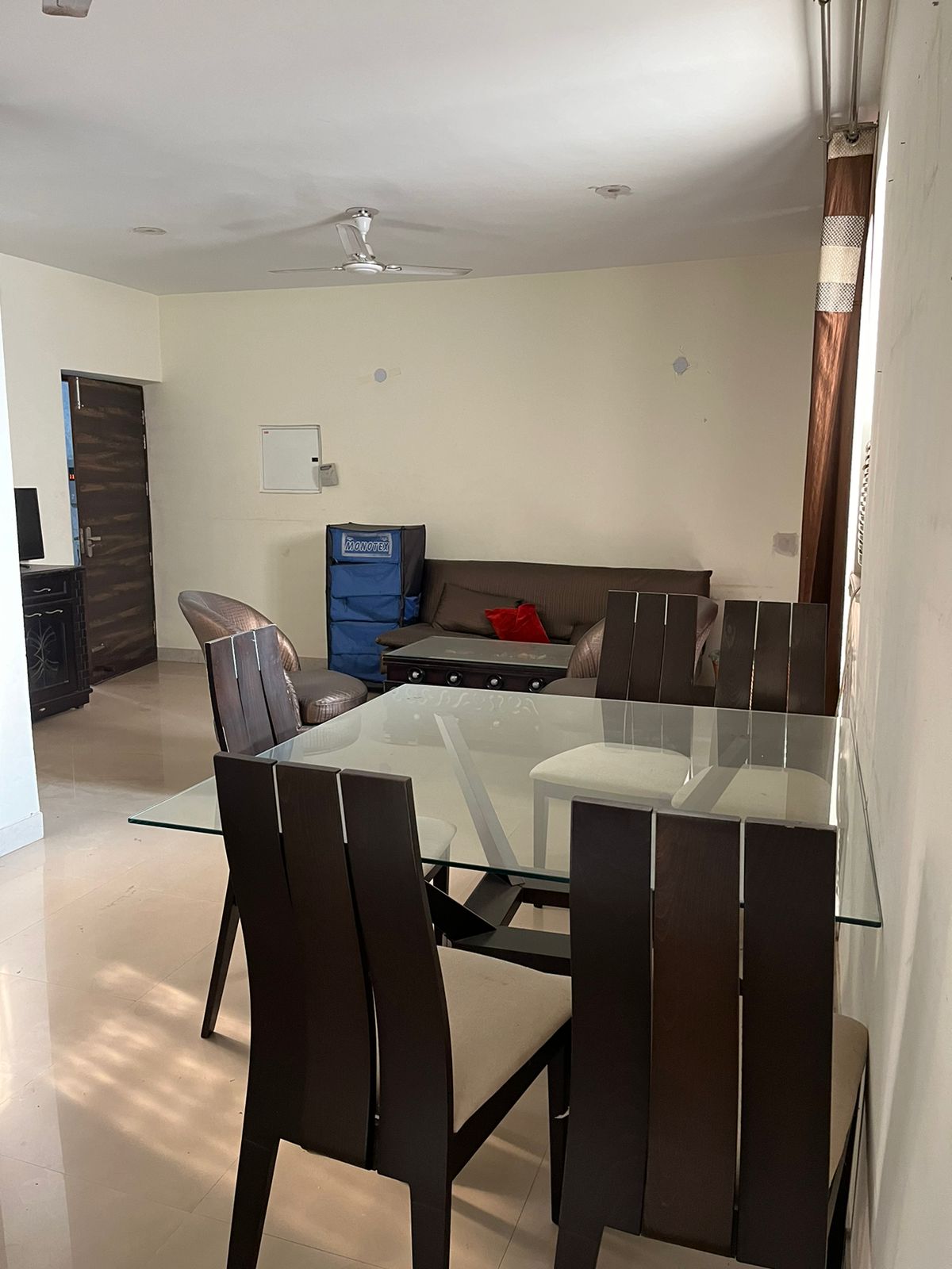 2 BHK Apartment For Rent in Unitech The Residences Gurgaon