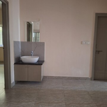 Room in 3 BHK Builder Floor at Jayanagar – for Rent