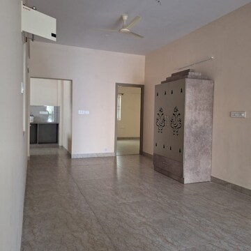 Room in 3 BHK Builder Floor at Jayanagar – for Rent