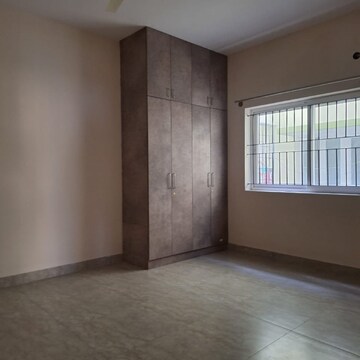 Room in 3 BHK Builder Floor at Jayanagar – for Rent