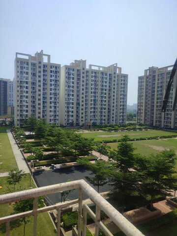 2 BHK Apartment For Rent in Unitech The Residences Gurgaon, Sector 33