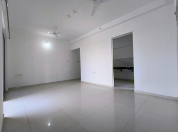 Room in 3 BHK Apartment at Godrej Boulevard, Manjari – for Rent