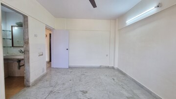 Room in 2 BHK Apartment at Vikas Park CHS, Malad West – for Rent