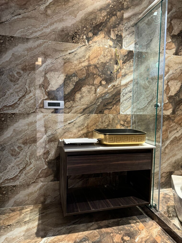 Bedroom, dlf-atria 4 Bedroom 300 Sq.Yd. Builder Floor In Dlf Phase ii Gurgaon 8789013