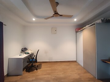 Room in 3.5 BHK Villa at Mega The Perch, Tellapur – for Sale