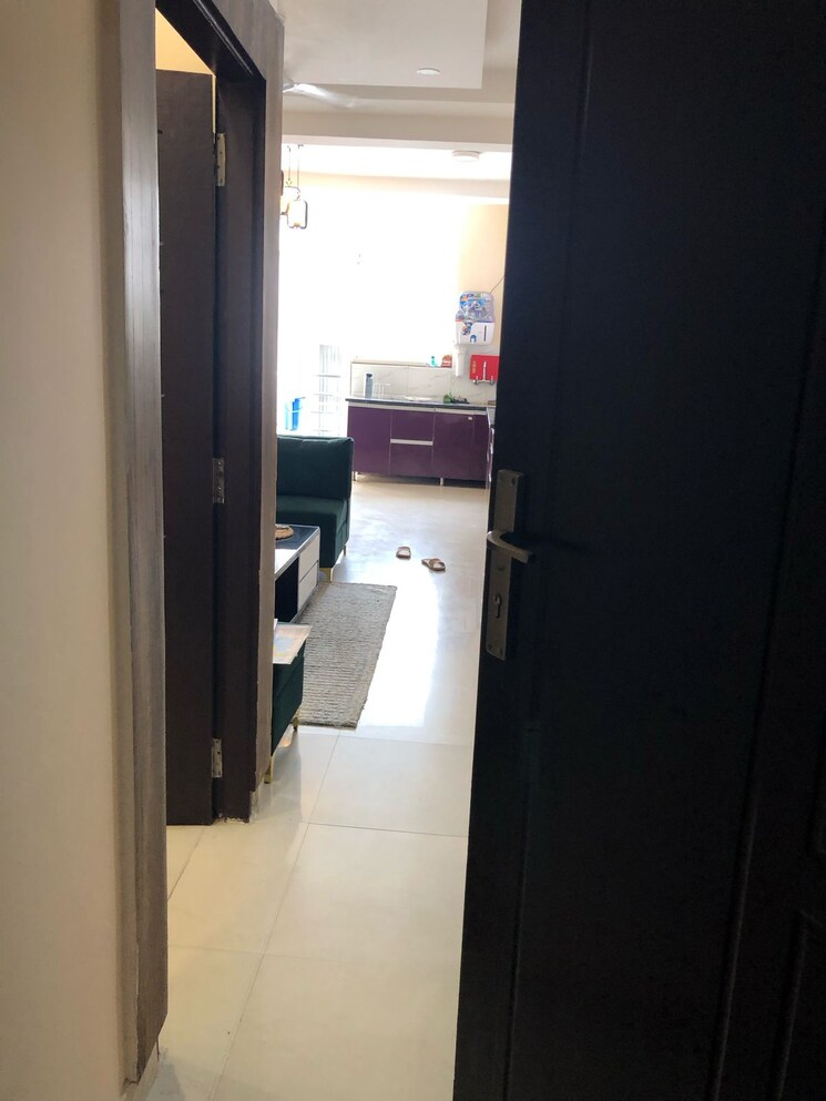 Bathroom, dlf-city-phase-iv 3 Bedroom 1650 Sq.Ft. Builder Floor In Dlf Phase iv Gurgaon 8789025