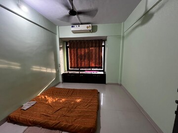 Room in 2 BHK Apartment at Airoli – for Rent