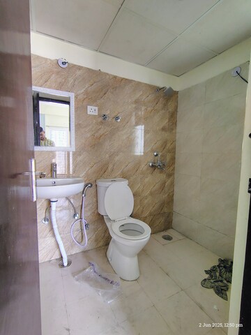 Bathroom in 2 BHK Apartment at Amrapali Enchante, Tech Zone 4 Greater Noida – for Rent