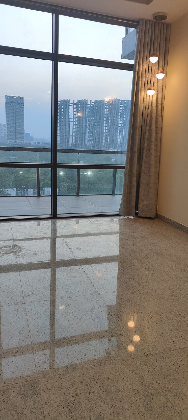 Room, m3m-golf-estate 3 Bedroom 3799 Sq.Ft. Apartment In Sector 65 Gurgaon 8789074