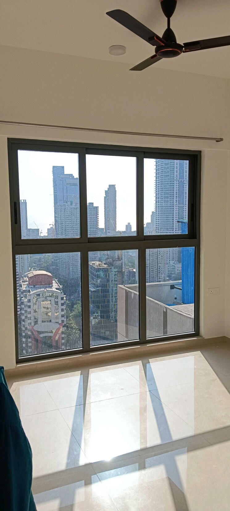 Room, lodha-vista 2 Bedroom 700 Sq.Ft. Apartment In Lower Parel Mumbai 8789072