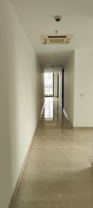 Building Lobby in 4 BHK Apartment at M3M Golf Estate, Sector 65 – for Sale