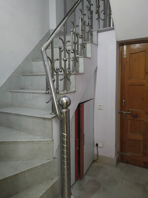 Staircase in 2.5 BHK Independent House at Vijay Park – for Sale