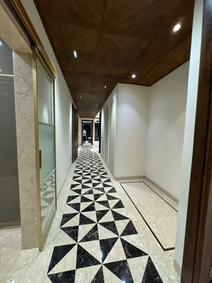 undefined, dlf-atria 4 Bedroom 300 Sq.Yd. Builder Floor In Dlf Phase ii Gurgaon 8789144