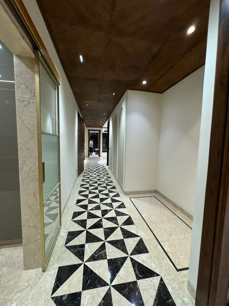 undefined, dlf-atria 4 Bedroom 300 Sq.Yd. Builder Floor In Dlf Phase ii Gurgaon 8789144