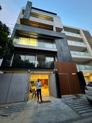 4 BHK Builder Floor – Exterior View View at DLF Atria, Dlf Phase ii - for Sale