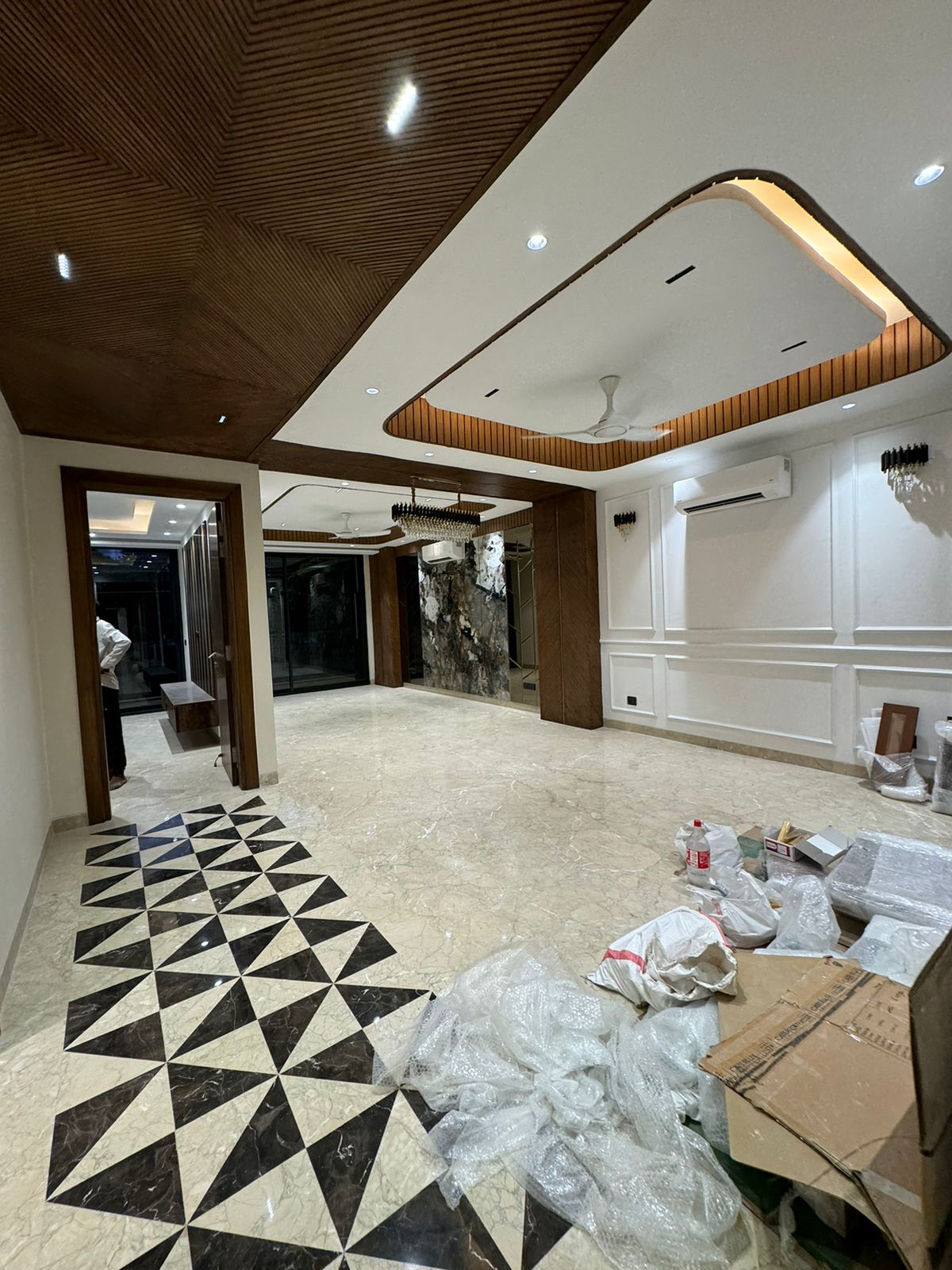 4 BHK + Pooja Room,Study Room Builder Floor For Sale in DLF Atria