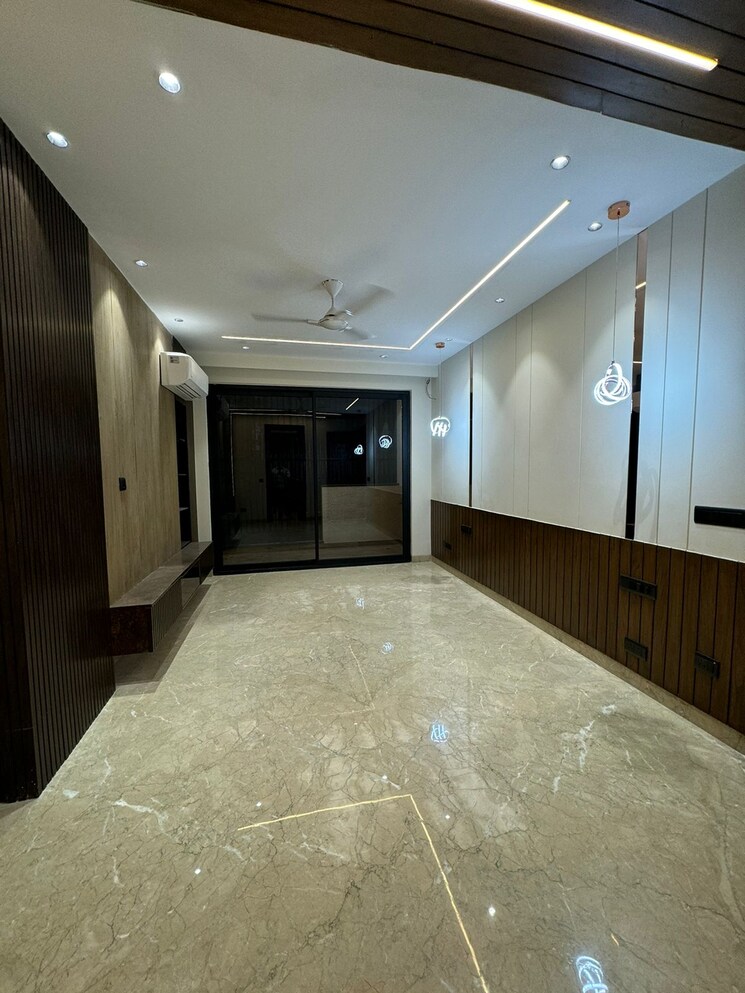 undefined, dlf-atria 4 Bedroom 300 Sq.Yd. Builder Floor In Dlf Phase ii Gurgaon 8789144