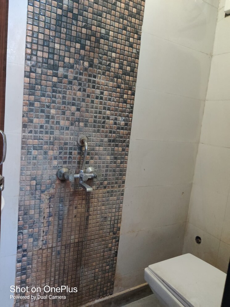 Bathroom, govindpuri 2 Bedroom 500 Sq.Ft. Builder Floor In Govindpuri Delhi 8789186