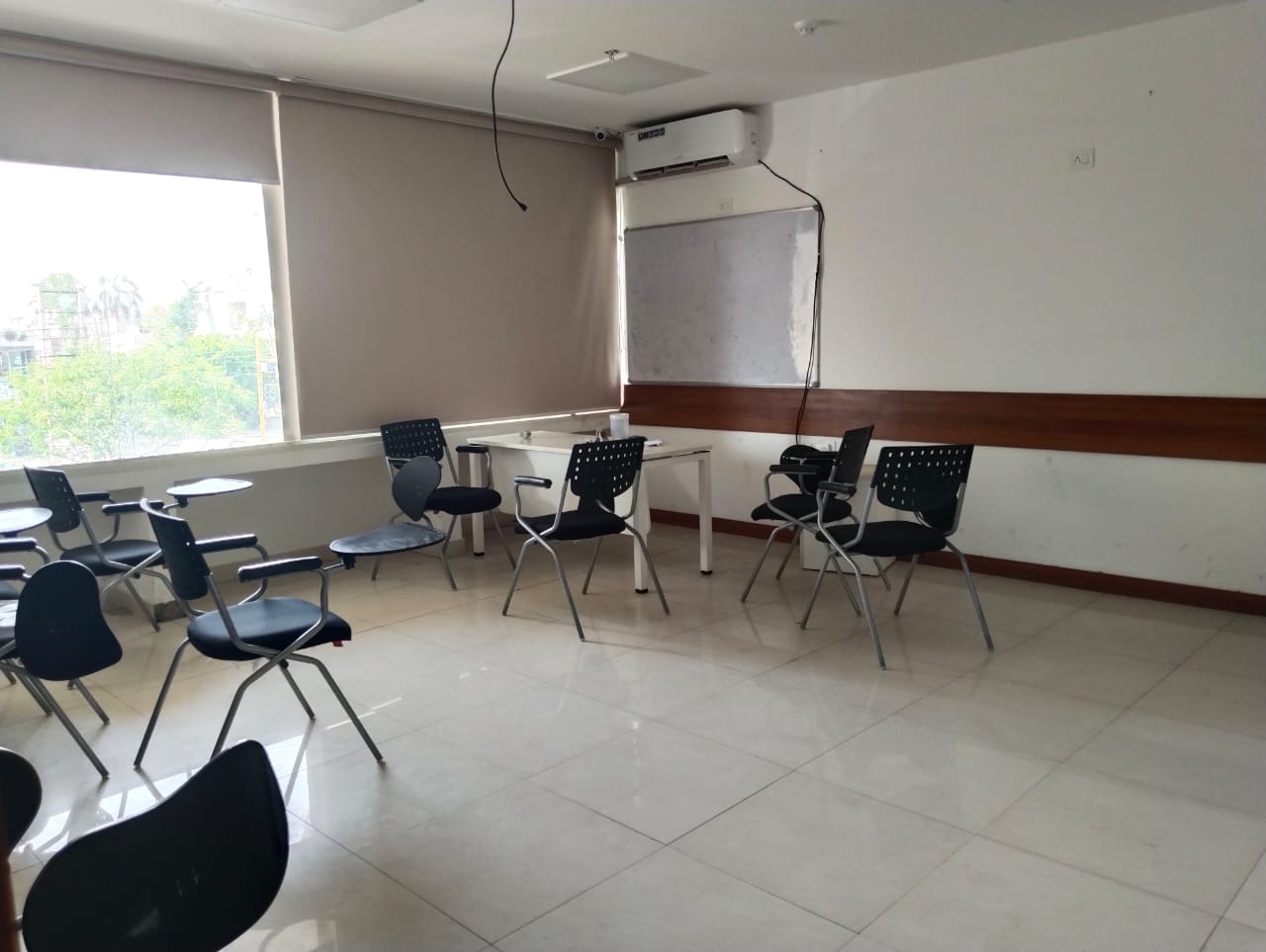 Office Space For Rent in Phase 11