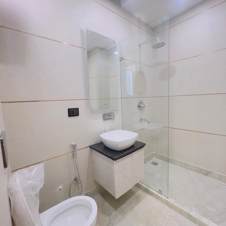Bathroom, ss-the-lilac 4 Bedroom 360 Sq.Yd. Builder Floor In Sector 49 Gurgaon 8789242