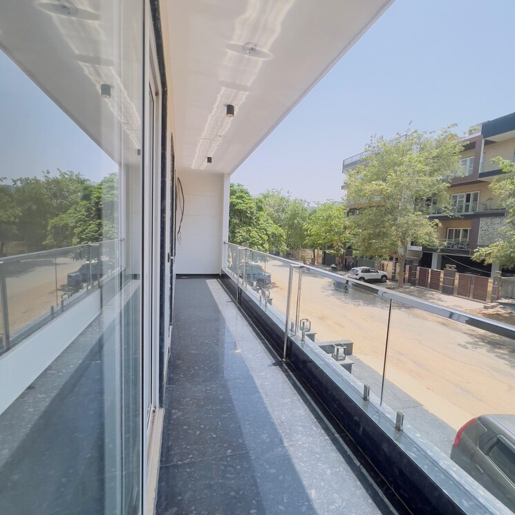 Balcony, ss-the-lilac 4 Bedroom 360 Sq.Yd. Builder Floor In Sector 49 Gurgaon 8789242