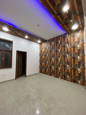 Room in 3 BHK Builder Floor at Mohkam Pur – for Sale