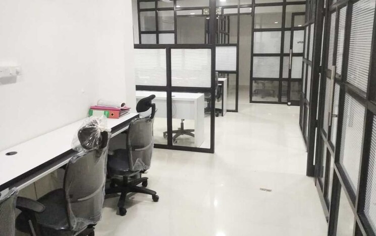 Team Area, lig colony Commercial Office Space 1300 Sq.Ft. In Lig Colony Indore 8789217