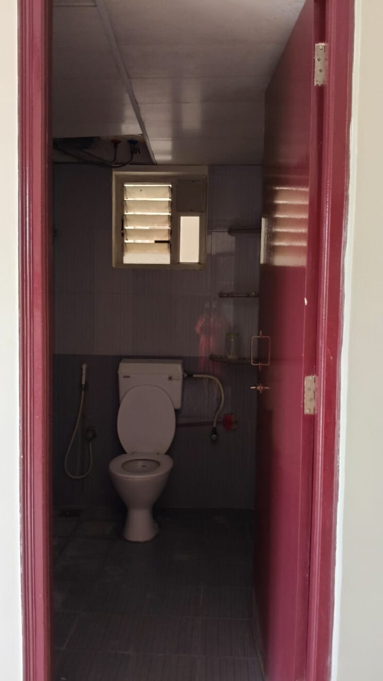 Bathroom, icon-happy-living 3 Bedroom 1300 Sq.Ft. Apartment In Electronic City Phase ii Bangalore 8789243