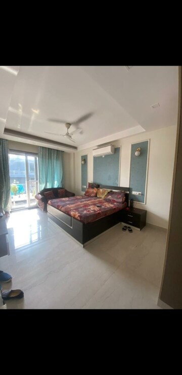 Bedroom in 4 BHK Builder Floor at Sector 52 – for Sale