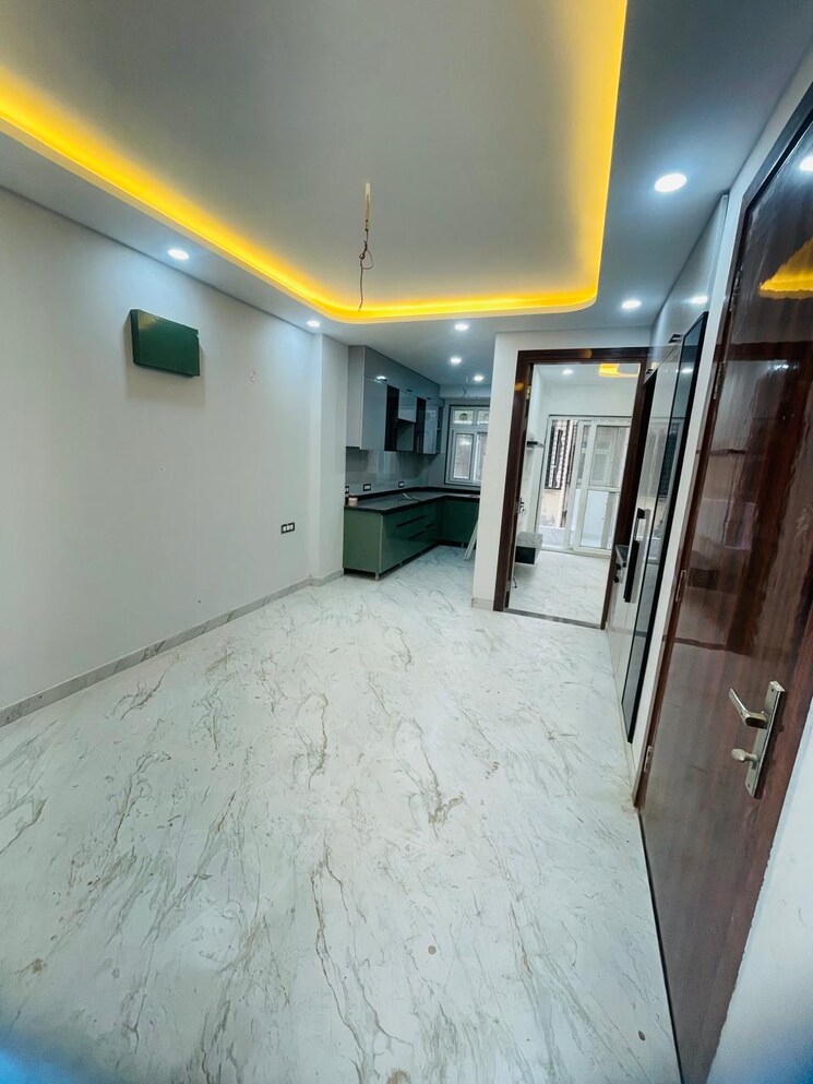 Balcony, ss-mayfield-gardens 2 Bedroom 2000 Sq.Ft. Apartment In Sector 51 Gurgaon 8789239