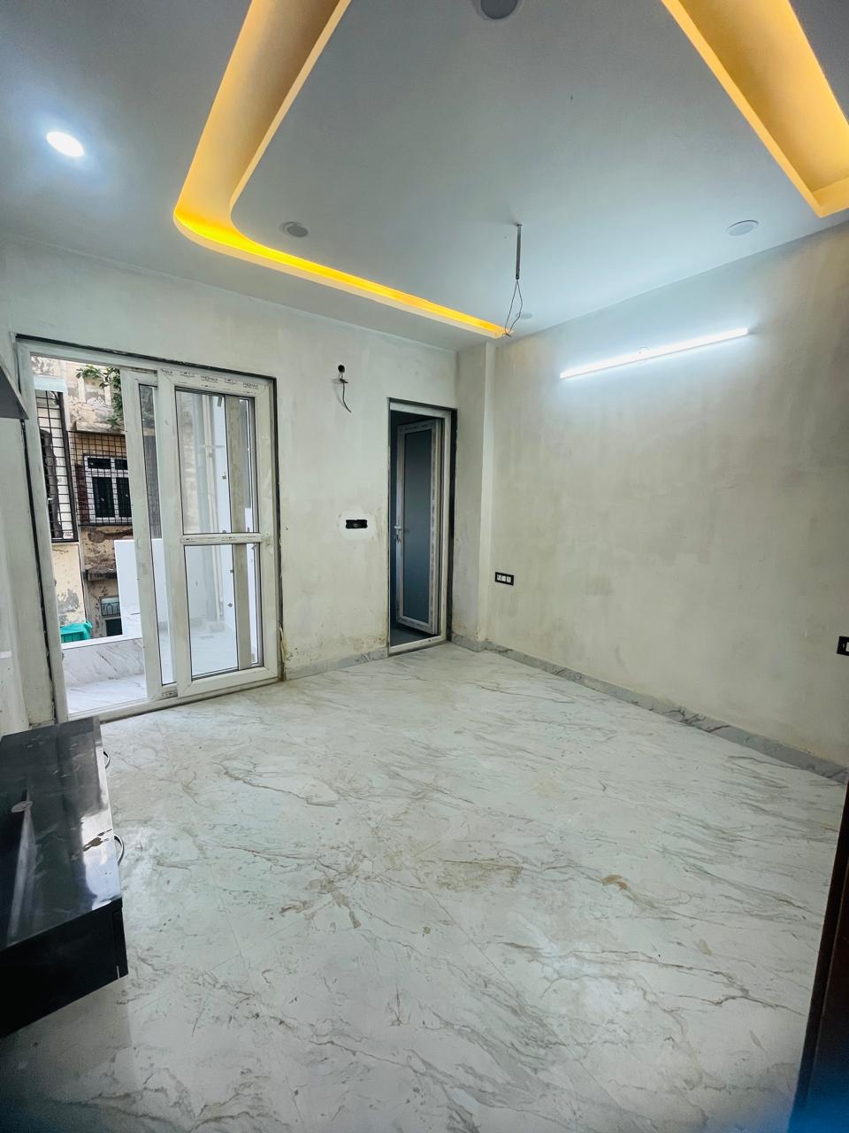 2 BHK Apartment For Rent in SS Mayfield Gardens