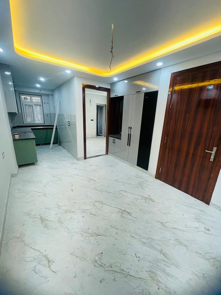 Room, ss-mayfield-gardens 2 Bedroom 2000 Sq.Ft. Apartment In Sector 51 Gurgaon 8789239