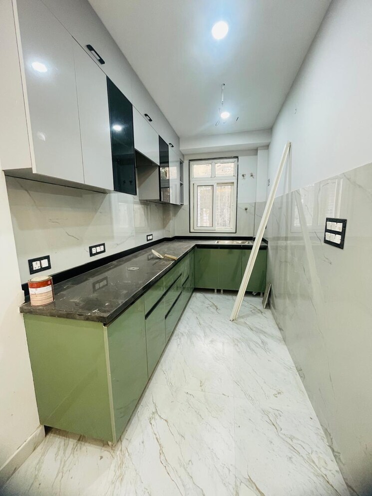 Kitchen, ss-mayfield-gardens 2 Bedroom 2000 Sq.Ft. Apartment In Sector 51 Gurgaon 8789239