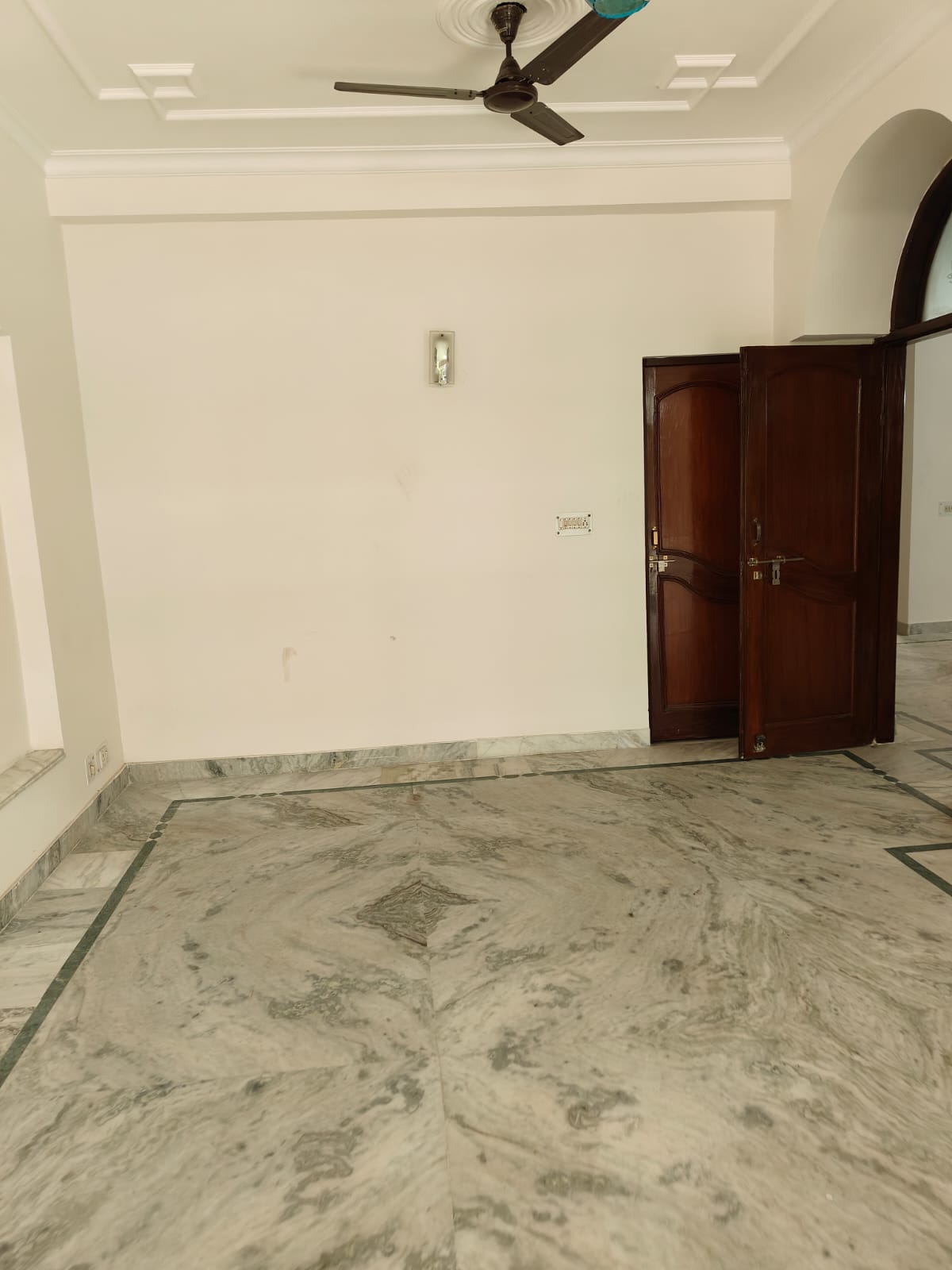 3 BHK Builder Floor For Rent in RWA Apartments Sector 47