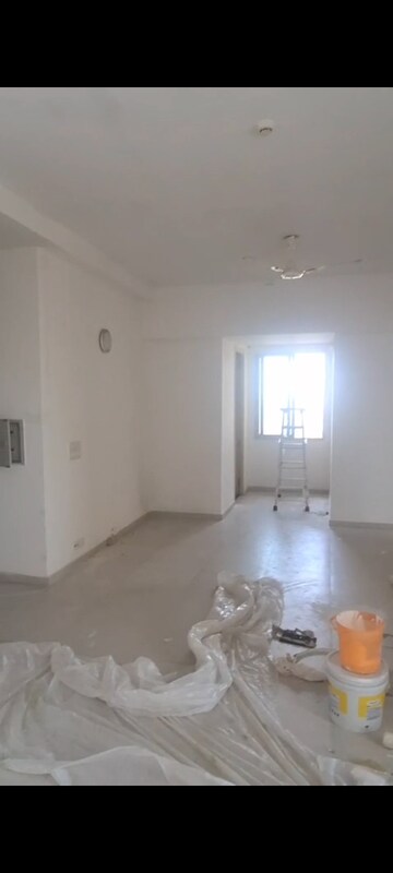 Room in 3 BHK Apartment at Ireo Uptown, Sector 66 – for Rent