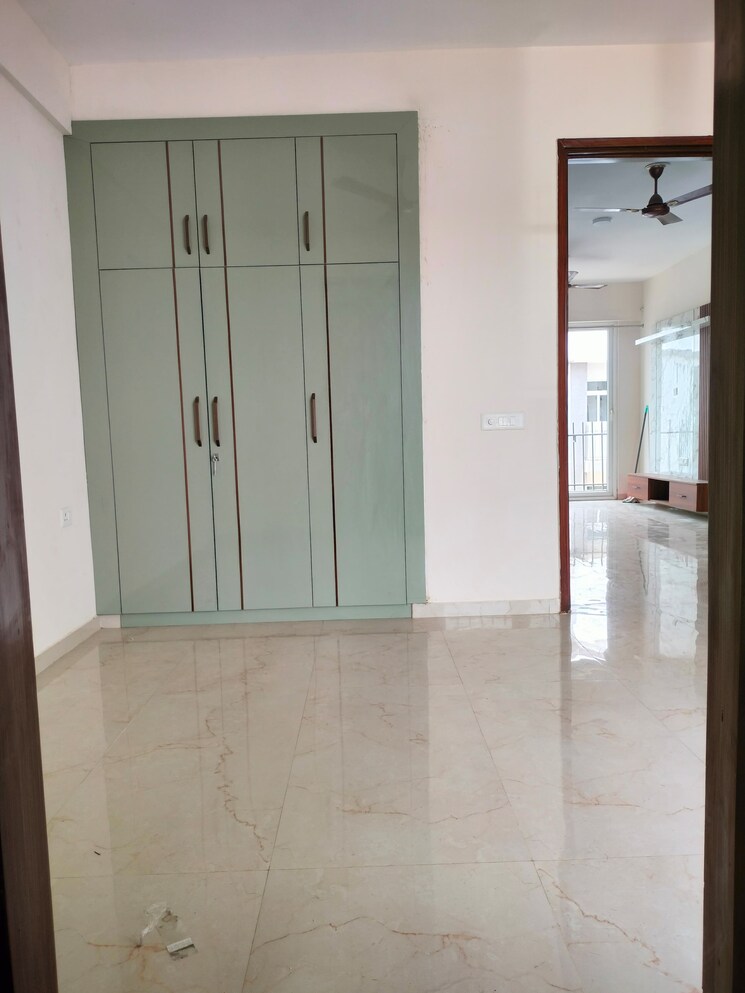 Room, smart-world-gems 2.5 Bedroom 1103 Sq.Ft. Apartment In Sector 89 Gurgaon 8789298