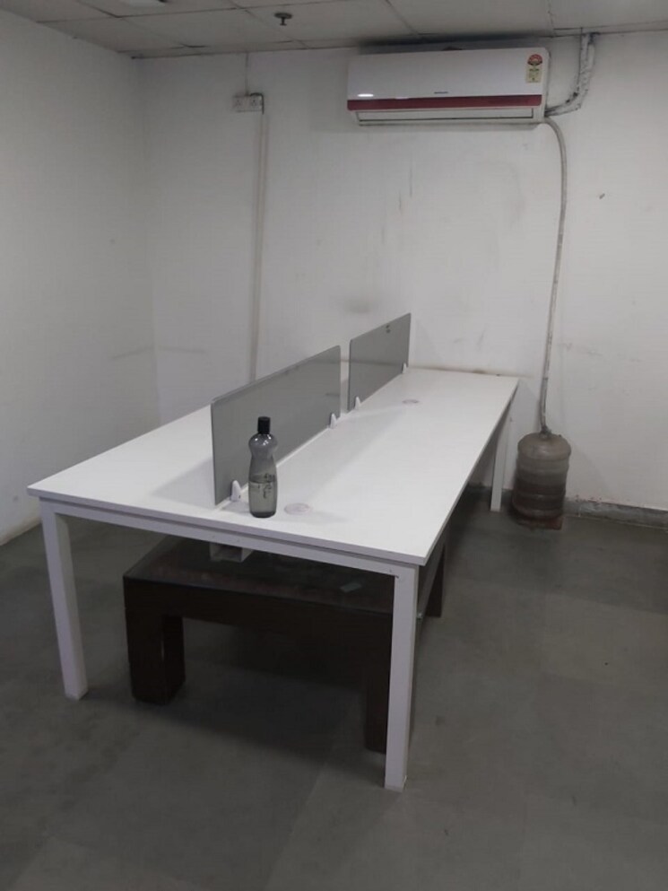 Kitchen, sector 63 Commercial Office Space 1200 Sq.Ft. In Sector 63 Noida 8789283