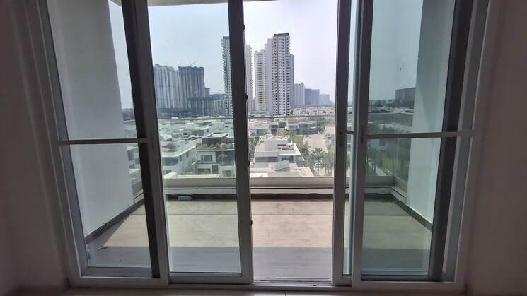 Balcony, jayabheri-the-summit 3 Bedroom 2075 Sq.Ft. Apartment In Narsingi Hyderabad 8789302