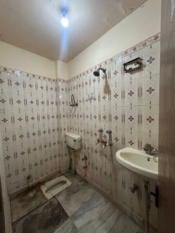 Attached Bathroom in 2 BHK Builder Floor at Govindpuri – for Sale