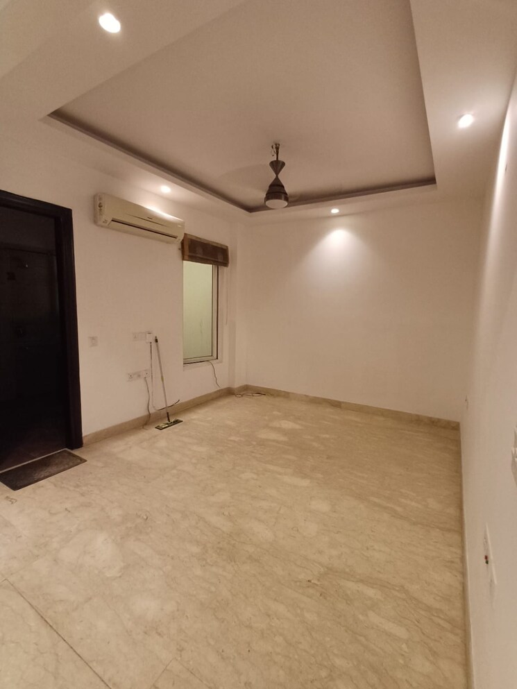 Room, dlf-atria 6 Bedroom 4500 Sq.Ft. Apartment In Dlf Phase ii Gurgaon 8789311