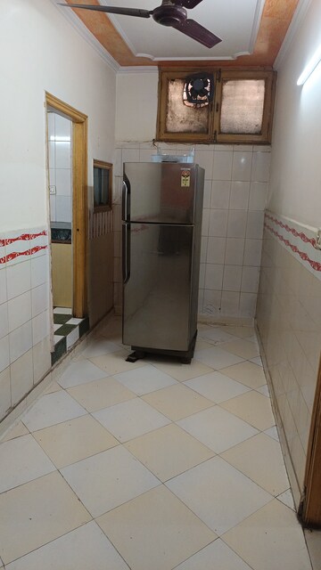 Bathroom in 2 BHK Builder Floor at Patel Nagar – for Rent