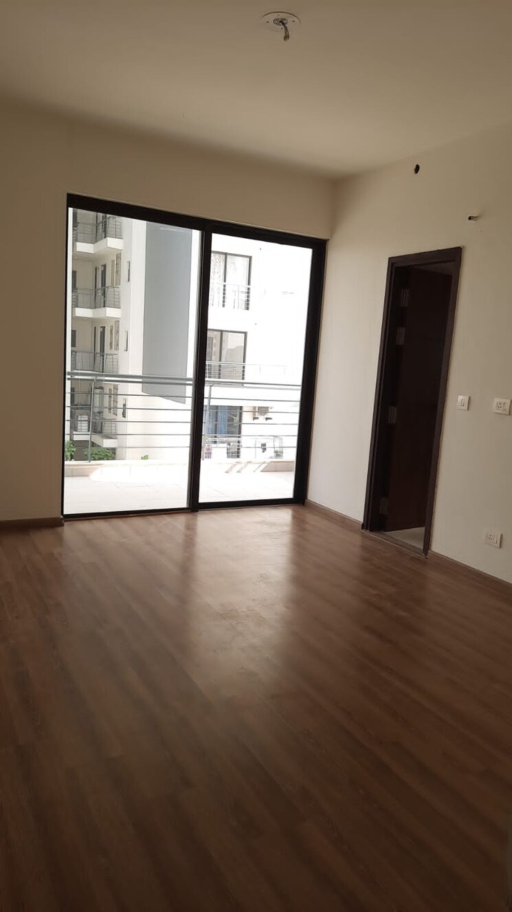 Room, dlf-city-phase-v 3 Bedroom 1600 Sq.Ft. Apartment In Dlf Phase V Gurgaon 8789327
