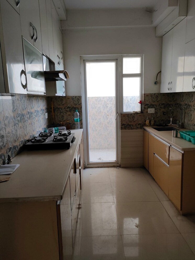 Kitchen, paramount-emotions 3.5 Bedroom 1710 Sq.Ft. Apartment In Sector 1 Greater Noida Greater Noida 8789338