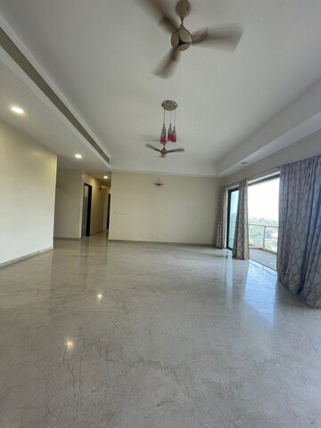 Room in 3 BHK Apartment at Nahar Camellia Apartment, Chandivali – for Rent