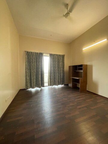 Room in 3 BHK Apartment at Nahar Camellia Apartment, Chandivali – for Rent