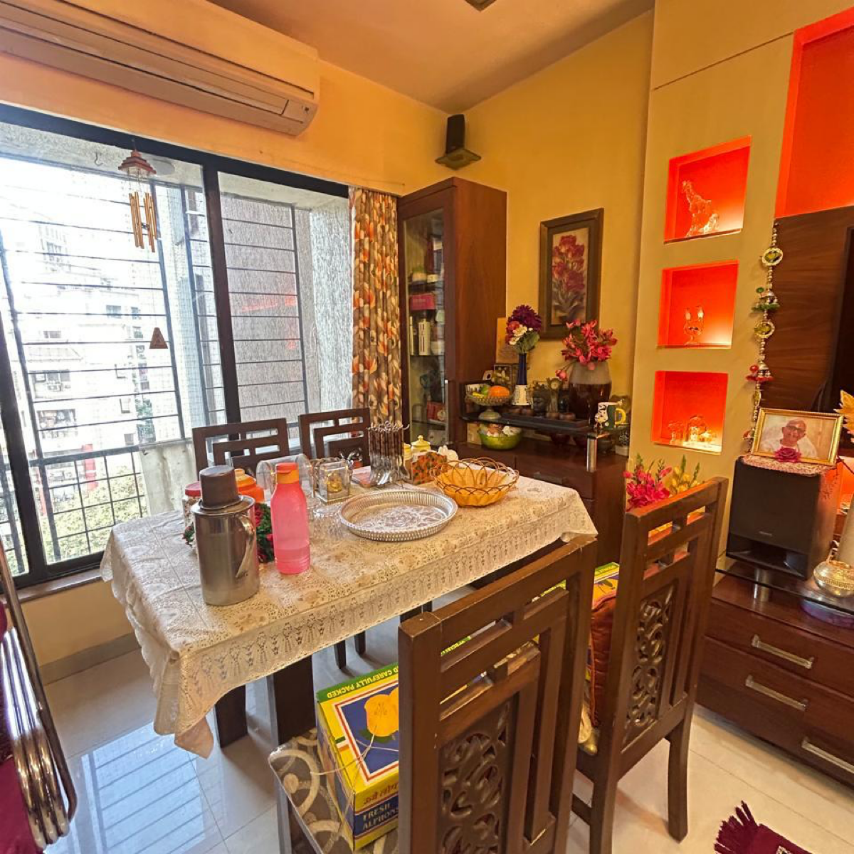 2 BHK Apartment For Rent in Riddhi Tower