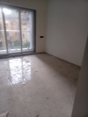 Room in 3 BHK Apartment at Gautam Ashirwad, Naupada – for Sale