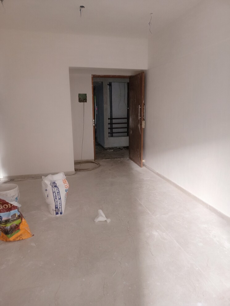 Room, gautam-ashirwad 3 Bedroom 1200 Sq.Ft. Apartment In Naupada Thane 8789380