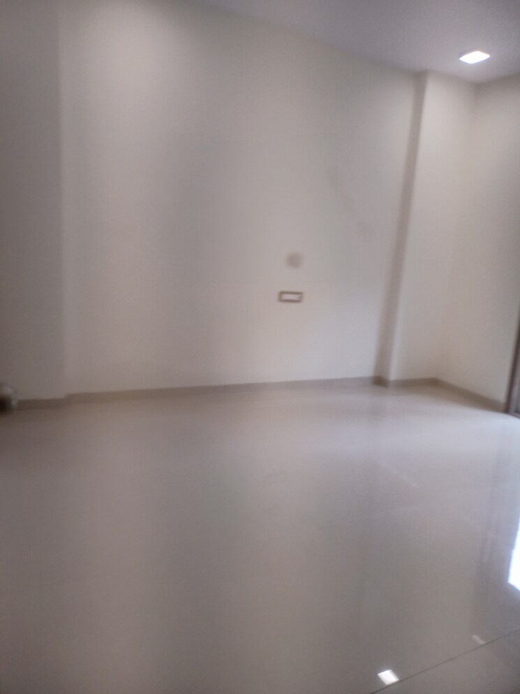 Room, gautam-ashirwad 3 Bedroom 1200 Sq.Ft. Apartment In Naupada Thane 8789380