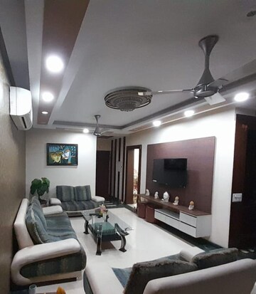 Team Area in 3 BHK Apartment at Bestech Park View City 2, Sector 49 – for Rent